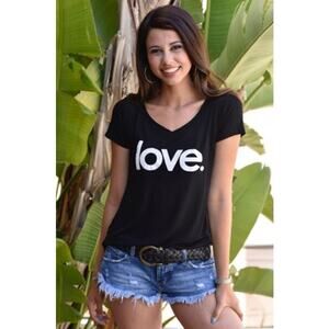 Bird & Vine Love. V-Neck Tee Black Size Medium
